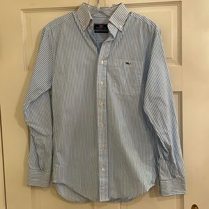 Mens XS Vineyard Vines Classic Fit Tucker shirt.